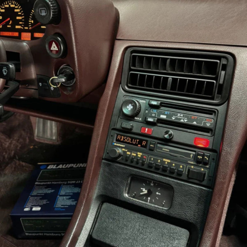 Single DIN Bluetooth Car Radio Blaupunkt Hamburg SQM23 DAB Retro Edition