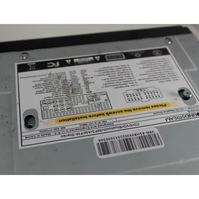 7" Multimedia Touchscreen Headunit W/ BT and NAV Soundstream VRN-65HB OPEN BOX