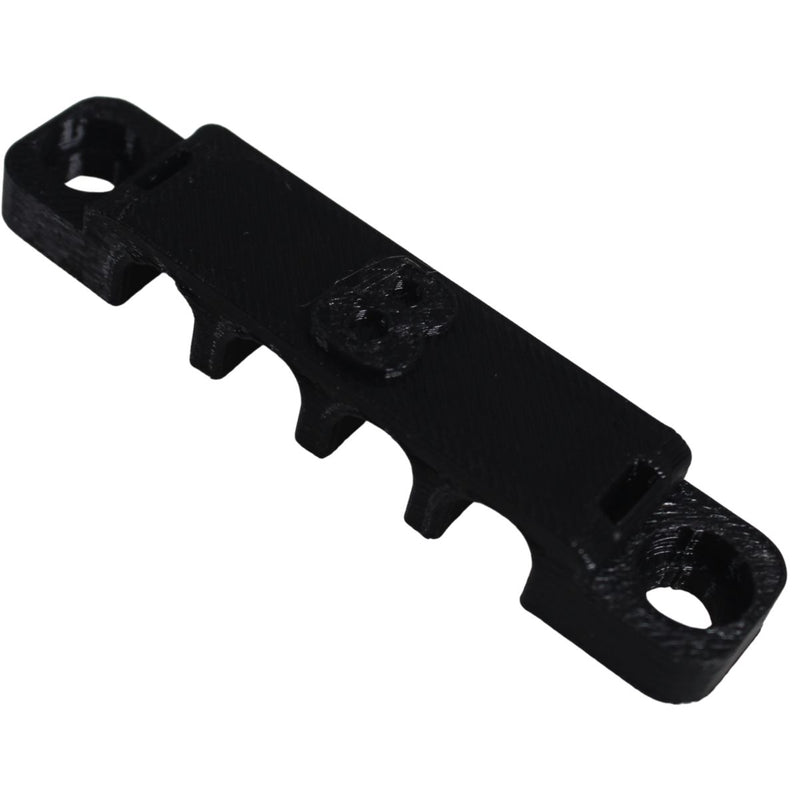 8 Gauge Cable Management Wire Comb Quad Slot Can Use w/ Cable Tie Red/Black